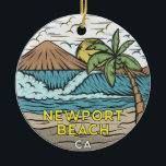 Ornamento De Cerâmica Newport Beach California Vintage<br><div class="desc">Newport Beach desenhou uma ilustração com montanhas e ondas oceânicas ao fundo. Perfeito para quem ama visitar Newport Beach.</div>