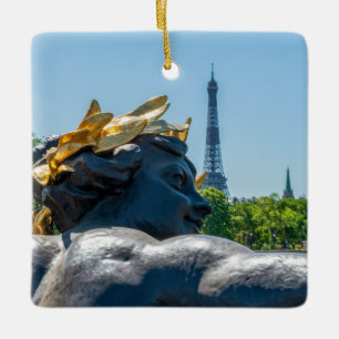Ornamento De Cerâmica Ninfh de la Neva no Pont Alexandre III - Paris