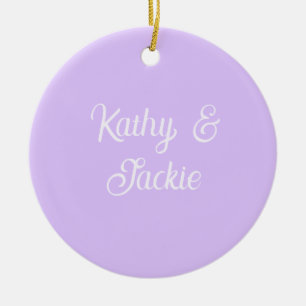 Ornamento De Cerâmica Nome de casamento de casal retrô pastel roxo elega