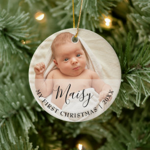 Ornamento De Cerâmica Nome do Script da Foto do Primeiro Bebê de Natal 2