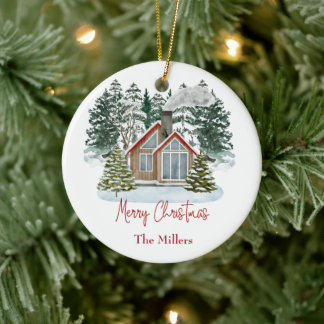 Ornamento De Cerâmica Nome Personalizável de Feliz Natal da Cabina