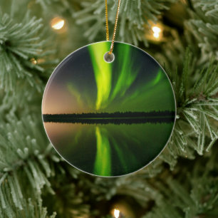 Ornamento De Cerâmica Norte Aurora Borealis ilumina a Islândia