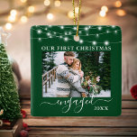 Ornamento De Cerâmica Nossa Primeira Luz de Natal Inglesa Foto Verde<br><div class="desc">A neve derrubou o nosso primeiro Natal,  engajado com ornamento verde de fotos de lado duplo - Fotografias frontais e traseiras,  Nomes no verso - Luzes de Cordas</div>
