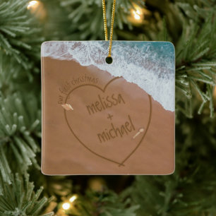 Ornamento De Cerâmica Nosso Primeiro Natal Com Nomes De Praia