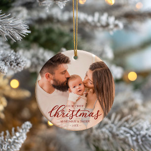 Ornamento De Cerâmica Nosso Primeiro Natal como Mamãe e Papai Foto da Fa