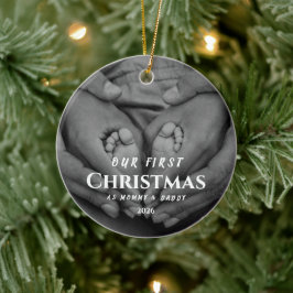 Ornamento De Cerâmica Nosso Primeiro Natal como Pais Preto Branco