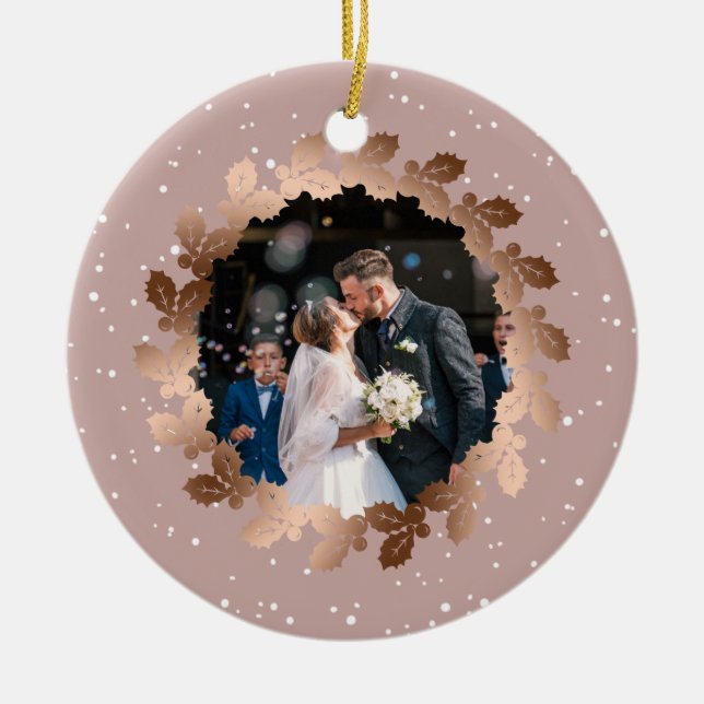Ornamento De Cerâmica Nosso primeiro Natal como Sr. Foto de casamento da (Frente)