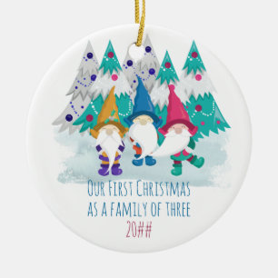 Ornamento De Cerâmica Nosso Primeiro Natal como uma Família de 3 Gnome