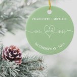 Ornamento De Cerâmica Novatos de Natal de 1rua nomes de coração verde<br><div class="desc">Sage verde,  texto branco. Sr. e um coração. Personalize e adicione seus nomes e ano.</div>