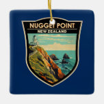 Ornamento De Cerâmica Nugget Point Lighthouse Nova Zelândia Viagem Vinta<br><div class="desc">Trabalho de arte de vetor de Lighthouse de Ponto Nugget. Nugget Point Lighthouse é um farol no Ponto Nugget,  na região de Otago,  na Ilha do Sul da Nova Zelândia.</div>