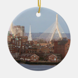 Ornamento De Cerâmica O beira-rio de Boston com ponte de Zakim