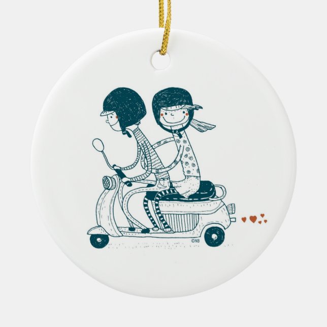 Ornamento De Cerâmica O casal Loving no Vespa com costume nomeia o (Frente)