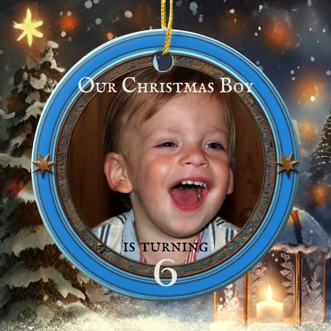 Ornamento De Cerâmica O Natal do Aniversário de criança Azul da Sua Foto (Christmas birthday child photo metallic blue holiday ornament)