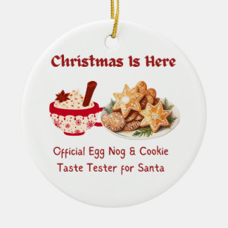Ornamento De Cerâmica O Natal está aqui com biscoitos e eggnog em um