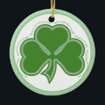 Ornamento De Cerâmica Oração Irlandesa<br><div class="desc">Um estilo celta com uma oração tradicional irlandesa ao redor do perímetro: Que a estrada se ergue para te conhecer. Que o vento esteja sempre nas suas costas. Que o sol brilhe quente sobre seu rosto, e que chuvas caem suaves sobre seus campos. E até nos encontrarmos de novo, que...</div>