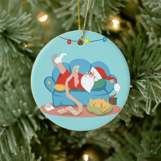 Ornamento De Cerâmica Papai Noel no sofá de pijama (Árvore)