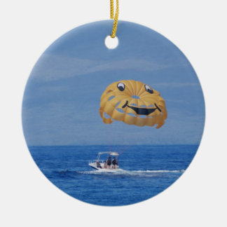 Ornamento De Cerâmica Parasailing do amor