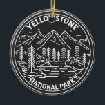 Ornamento De Cerâmica Parque Nacional Yellowstone Vintage Monoline<br><div class="desc">Yellowstone Forest vetor trabalho de arte design. O parque tem canyons dramáticos,  rios alpinos,  florestas exuberantes,  primaveras quentes e geysers,  incluindo a mais famosa,  a Velha Fiel.</div>