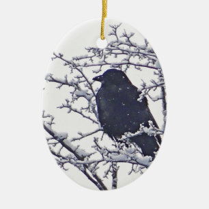 Ornamento De Cerâmica Pássaro preto bonito em ramos nevado