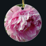 Ornamento De Cerâmica Peônias cor-de-rosa<br><div class="desc">Romântica, elegante, gracioso Pêonias Rosa- foto floral de H Cooper</div>
