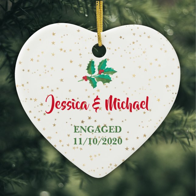 Ornamento De Cerâmica Personalised Engaged Gold Stars Holly Red Green (Criador carregado)