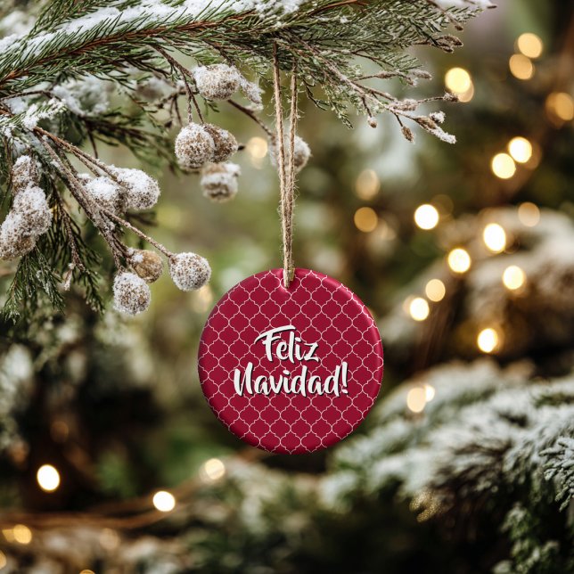 Ornamento De Cerâmica Personalized Crimson Quatrefoil (Thoughtful Custom Gift Idea for Milestones, doubles as an ornament or a collectible gift tag.
)