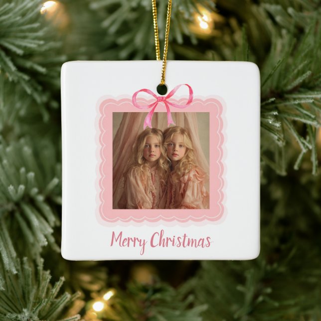 Ornamento De Cerâmica Personalized Family Photo Merry Christmas Ornament (Árvore)