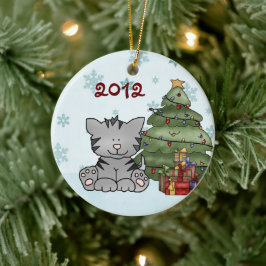 Ornamento De Cerâmica Personalized Grey Tiger Cat Baby's 1st Christmas