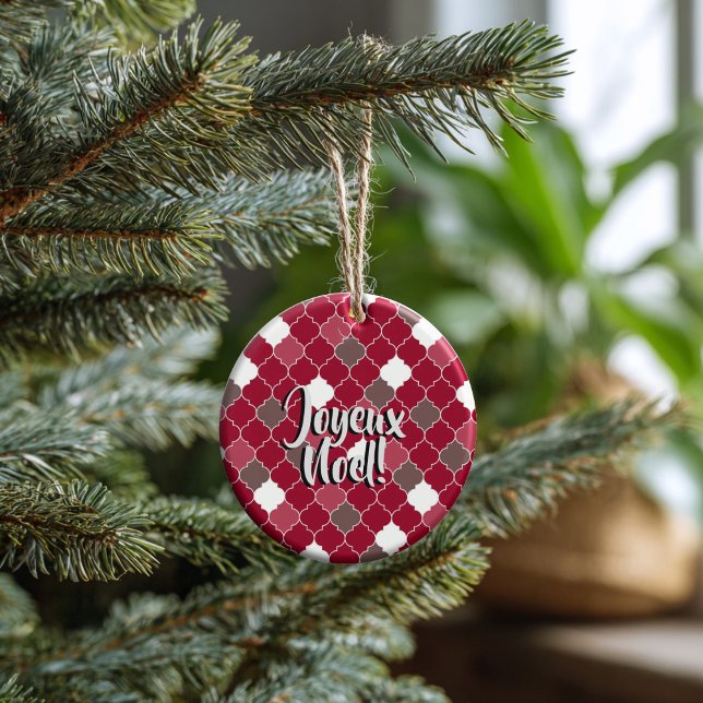 Ornamento De Cerâmica Personalized Holiday Quatrefoil Christmas (Thoughtful Custom Gift Idea for Milestones, doubles as an ornament or a collectible gift tag.
)