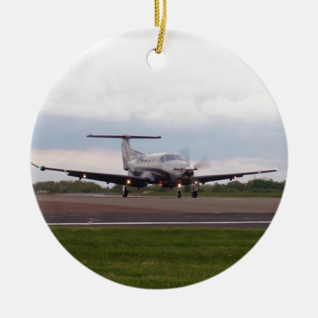 Ornamento De Cerâmica Pilatus PC 12 (Frente)