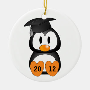 Ornamento De Cerâmica Pinguim customizável da graduação