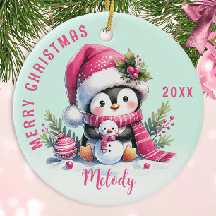 Ornamento De Cerâmica Pinguim Rosa Monograma Feliz Pinguim Feliz de Nata