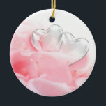 Ornamento De Cerâmica Placas de Rosa de Coração Romântica<br><div class="desc">Ilustração elegante e romântica com dois corações de vidro em uma cama de pétalas rosa-brancas.</div>