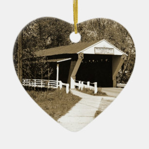 Ornamento De Cerâmica Ponte coberta