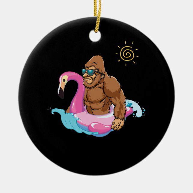 Ornamento De Cerâmica Pool Party Bigfoot Flamingo Sasquatch Pink Float (Frente)