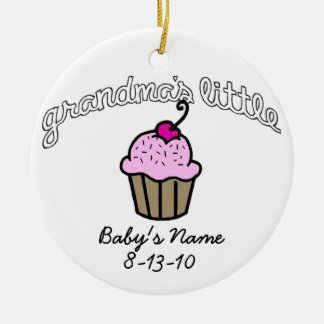 Ornamento De Cerâmica Pouco cupcake da avó - rosa - seu nome