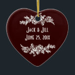 Ornamento De Cerâmica Presente de CASAMENTO do estilo do quadro<br><div class="desc">o design do Quadro-estilo é toda a escala! Este design do branco sobre profundamente, os fundos do jóia-tom, reminiscentes dos menus do quadro fora de seus restaurantes favoritos, oferece a elegância contemporânea misturada com o encanto do vintage. É fácil personalizar o texto com seus nomes e datas especiais do casamento....</div>