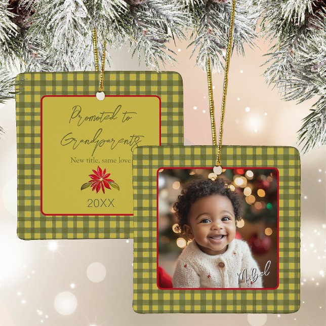 Ornamento De Cerâmica Primeiro Natal Avós Foto de Gingham Verde (Criador carregado)