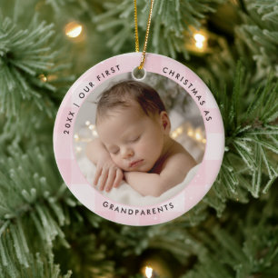 Ornamento De Cerâmica Primeiro Natal Avós Xadrez Rosa Foto