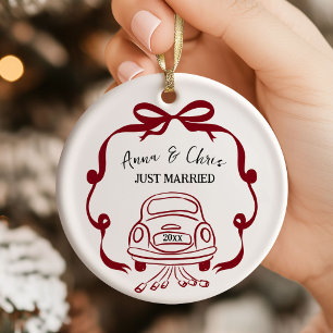 Ornamento De Cerâmica Primeiro Natal Casado à Mão Desenhada