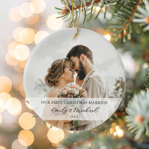 Ornamento De Cerâmica Primeiro Natal Casado com Foto Recém-casada