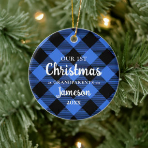 Ornamento De Cerâmica Primeiro Natal como Avós Foto Xadrez Azul