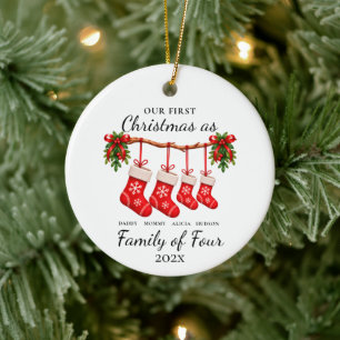 Ornamento De Cerâmica Primeiro Natal como uma Família de Quatro do Bebê