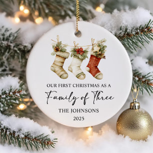 Ornamento De Cerâmica Primeiro Natal como uma Família de Três