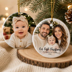 Ornamento De Cerâmica Primeiro Natal como uma Família Foto Personalizada