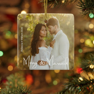 Ornamento De Cerâmica Primeiro Natal de Casados Foto de Recém-Casados