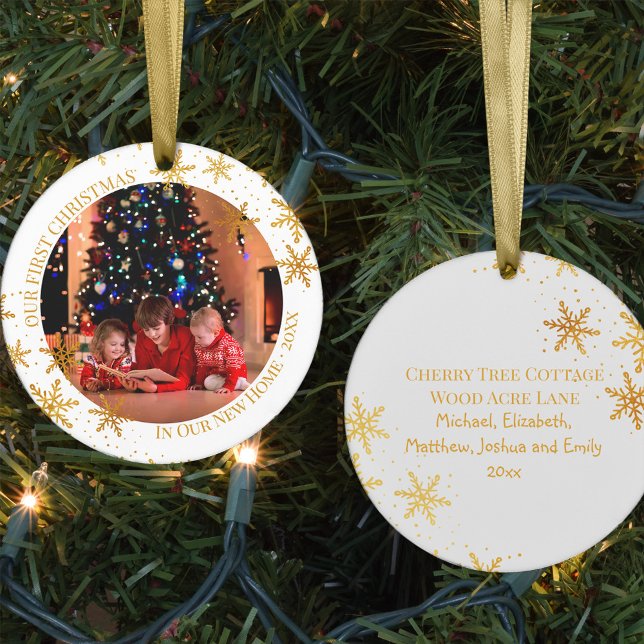 Ornamento De Cerâmica Primeiro Natal em Nova Casa Flocos de Neve Dourado (First Christmas in New Home keepsake ornament with photo and new address)