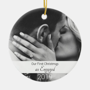 Ornamento De Cerâmica Primeiro Natal Engajado