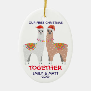 Ornamento De Cerâmica Primeiro Natal engajado com casal de Lhama
