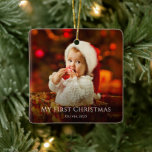Ornamento De Cerâmica Primeiro Natal Foto Festivo Santa Hat<br><div class="desc">Primeiro ornamento cerâmico de Papai Noel de Natal,  com design de fotos de bebês e tipografia personalizável. Faz uma adição festiva à árvore de férias da sua nova família.</div>